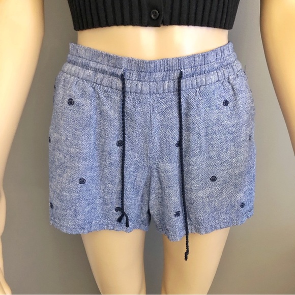Old Navy Medium Rise Soft Casual Shorts. Size Medium. - Picture 1 of 14